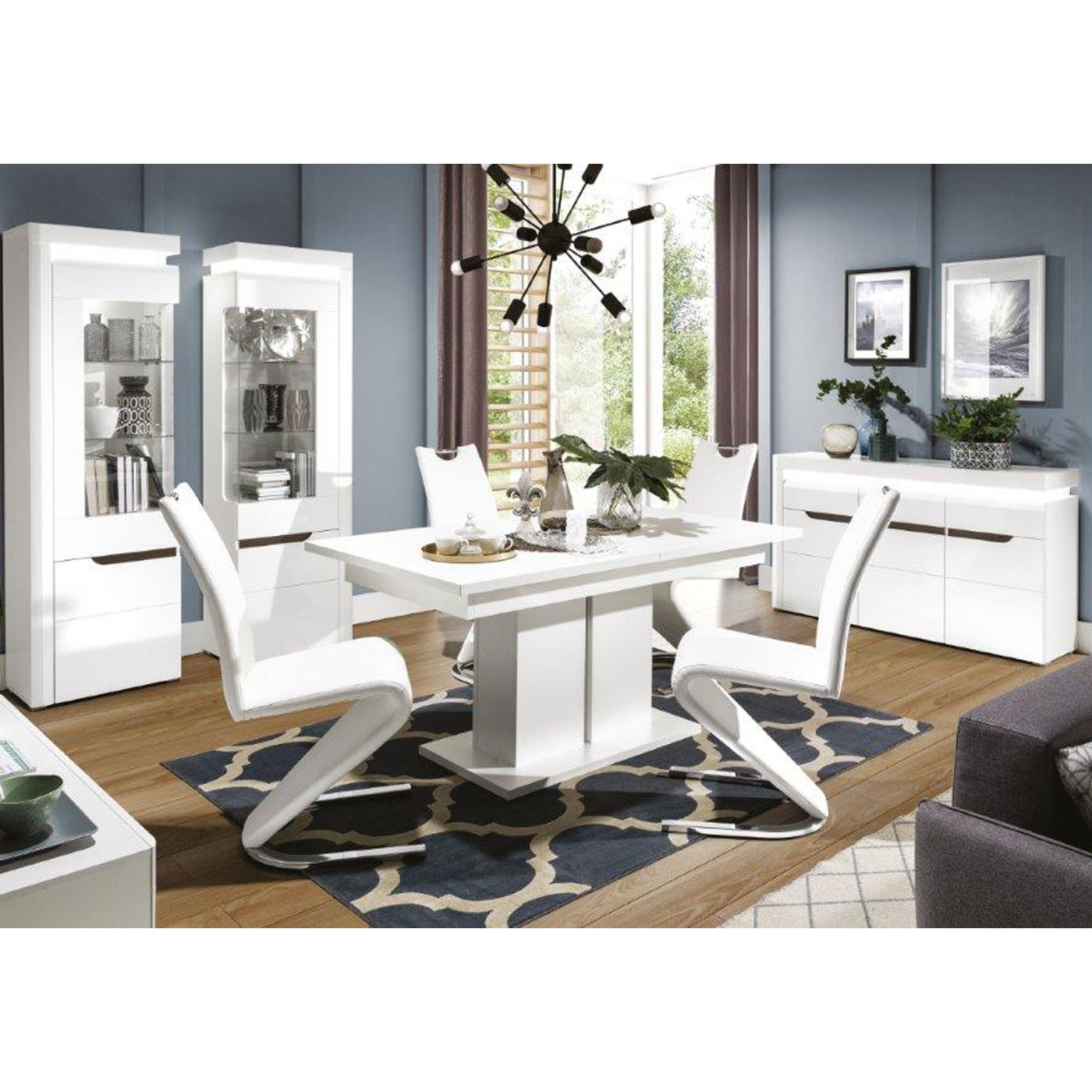 zestaw mebli pokojowych Irma 4 ze stołem komoda witryna biała